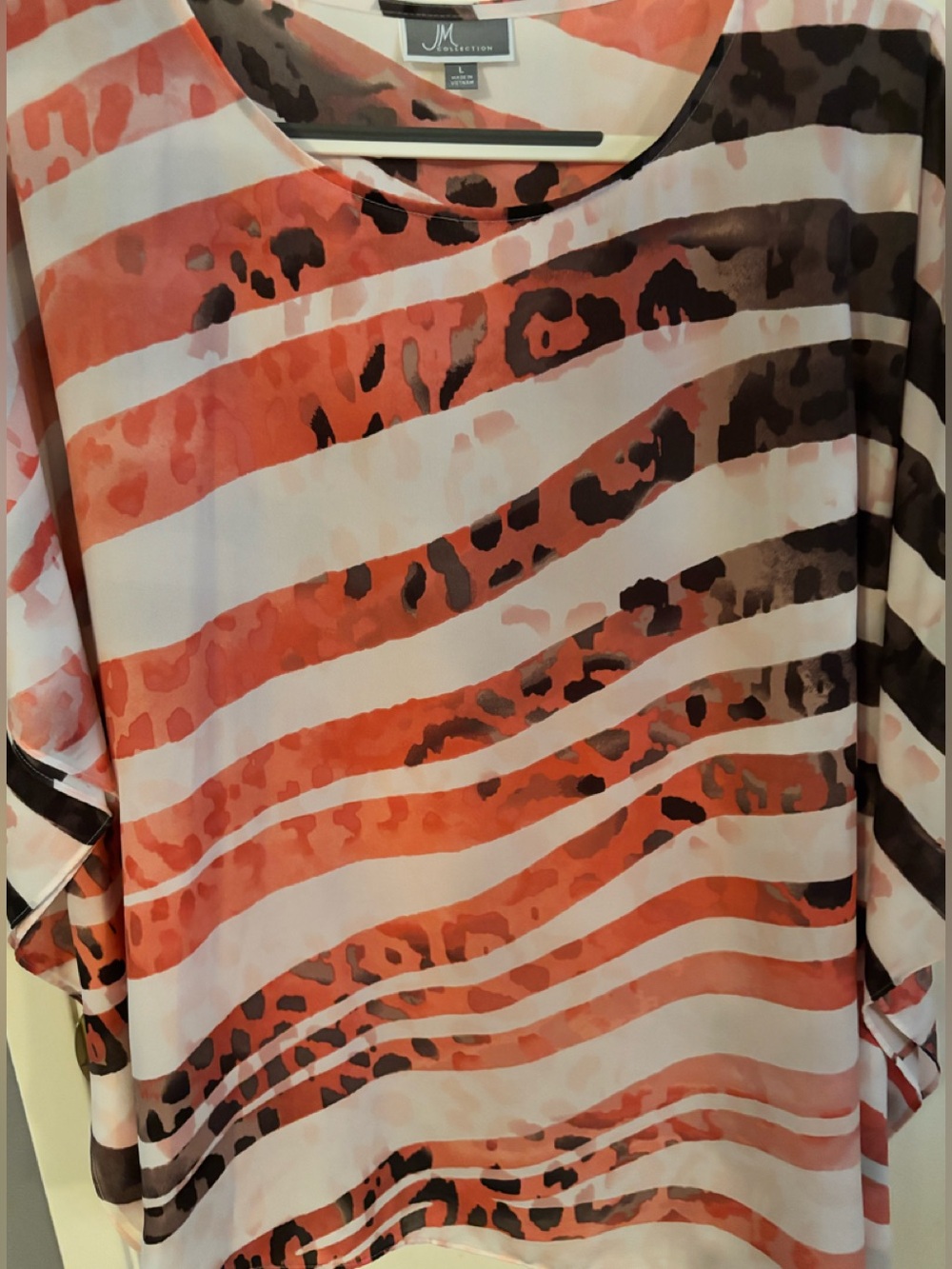 Women’s Top/Kimono style Pullover Blouse-Size L